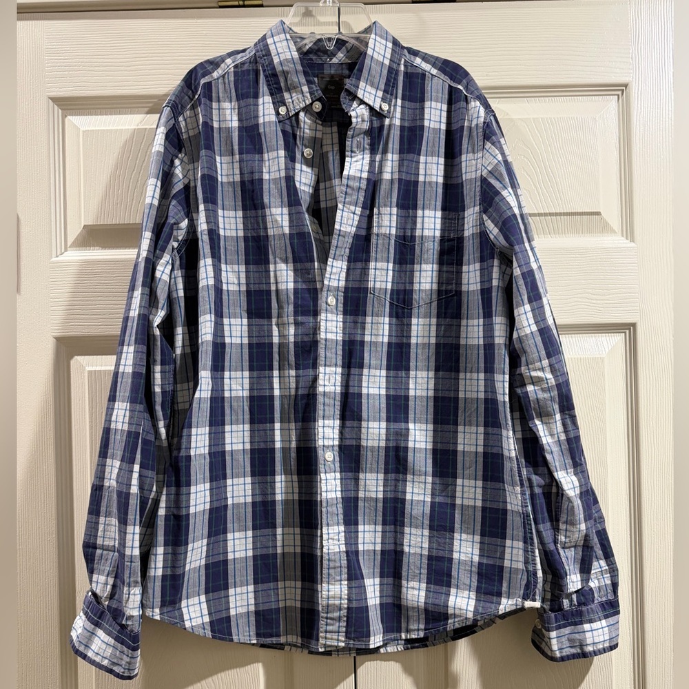 Gap Shirt Women’s Sz M Blue Plaid Lived In wash Button Up Long Sleeves